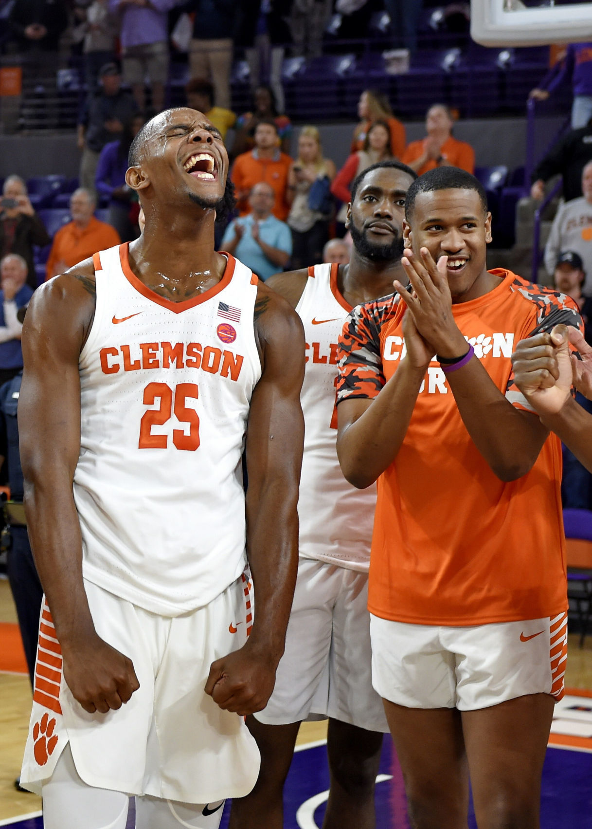 Virginia Tech Clemson Basketball